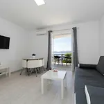 Marija Jakir Apartman *
