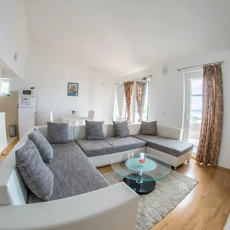 Marija Jakir Apartment Brela