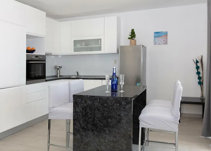 Marija Jakir Apartman *